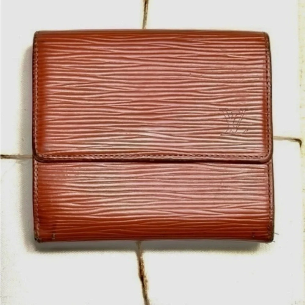 AUTHENTIC Louis Vuitton Marco Wallet. Color: Brown.